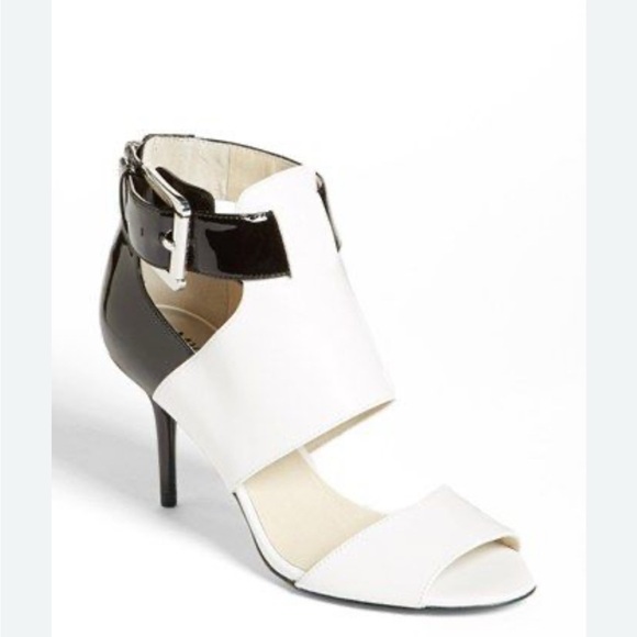 Michael Kors Landon Black and White Heels Size 7.5 - Picture 10 of 13
